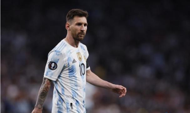 C罗点射绝杀后，鲁本·内维斯等球员社媒连发笑哭表情“嘲讽”